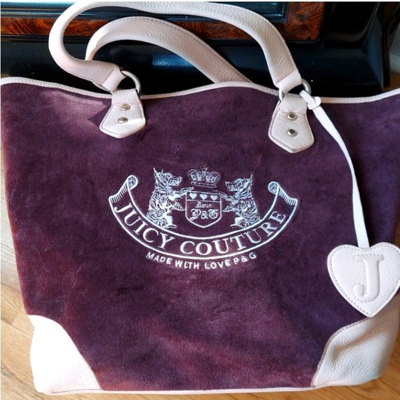 Juicy Couture Handbags - Juicy couture weekend velour purse tote in purple